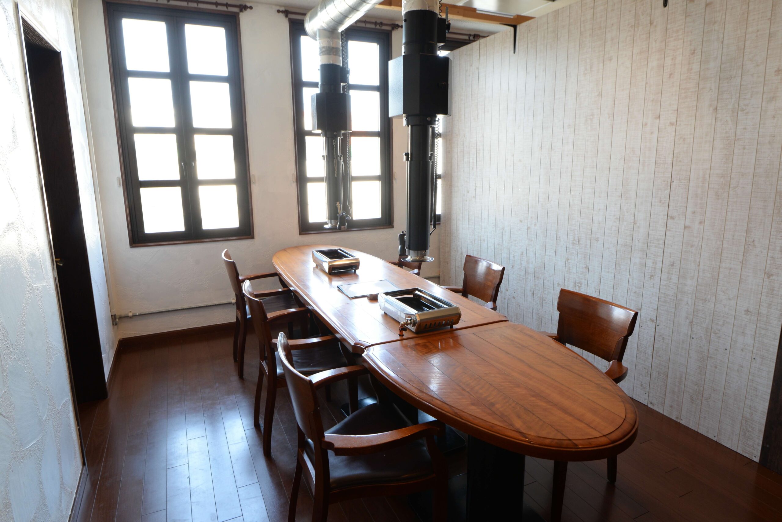 Dining table at THE YAKINIKU